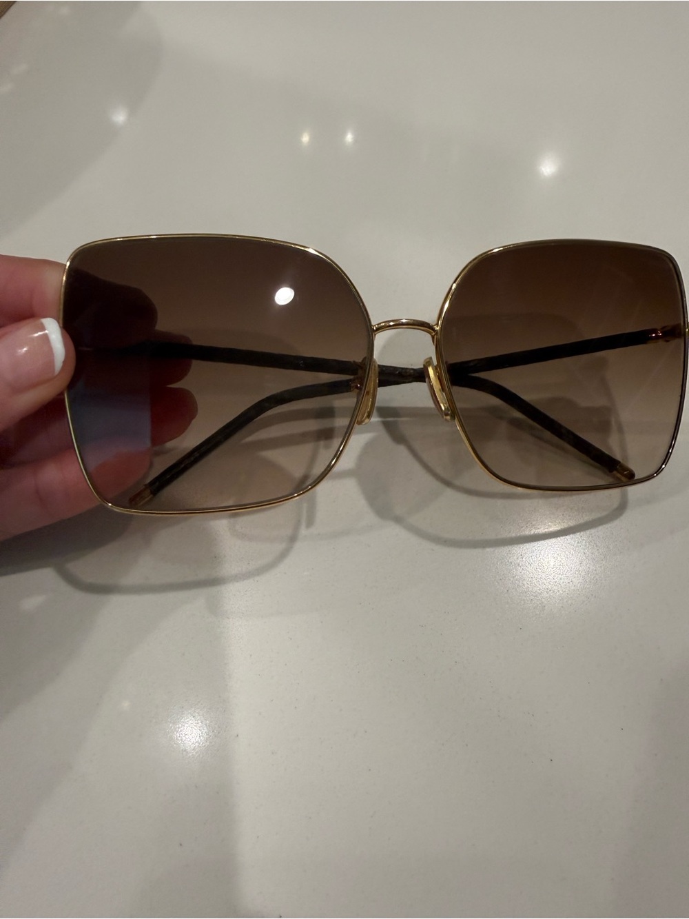 Louis Vuitton Women's Square Sunglasses in Gold and Brown like new $675 retail - Picture 2 of 9